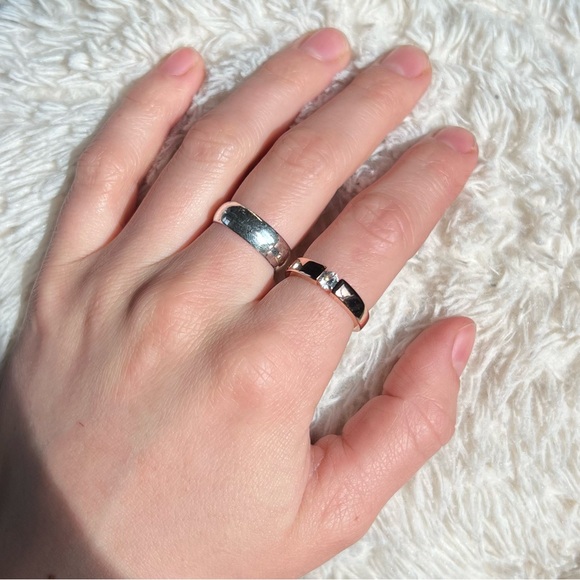 18K GP Rose Gold Ring - Picture 2 of 9